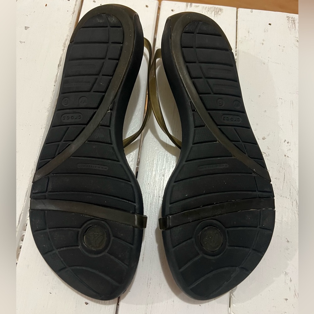 Women's Crocs Isabella Strappy Sandals Olive Smokey Brown Thong - Picture 4 of 12